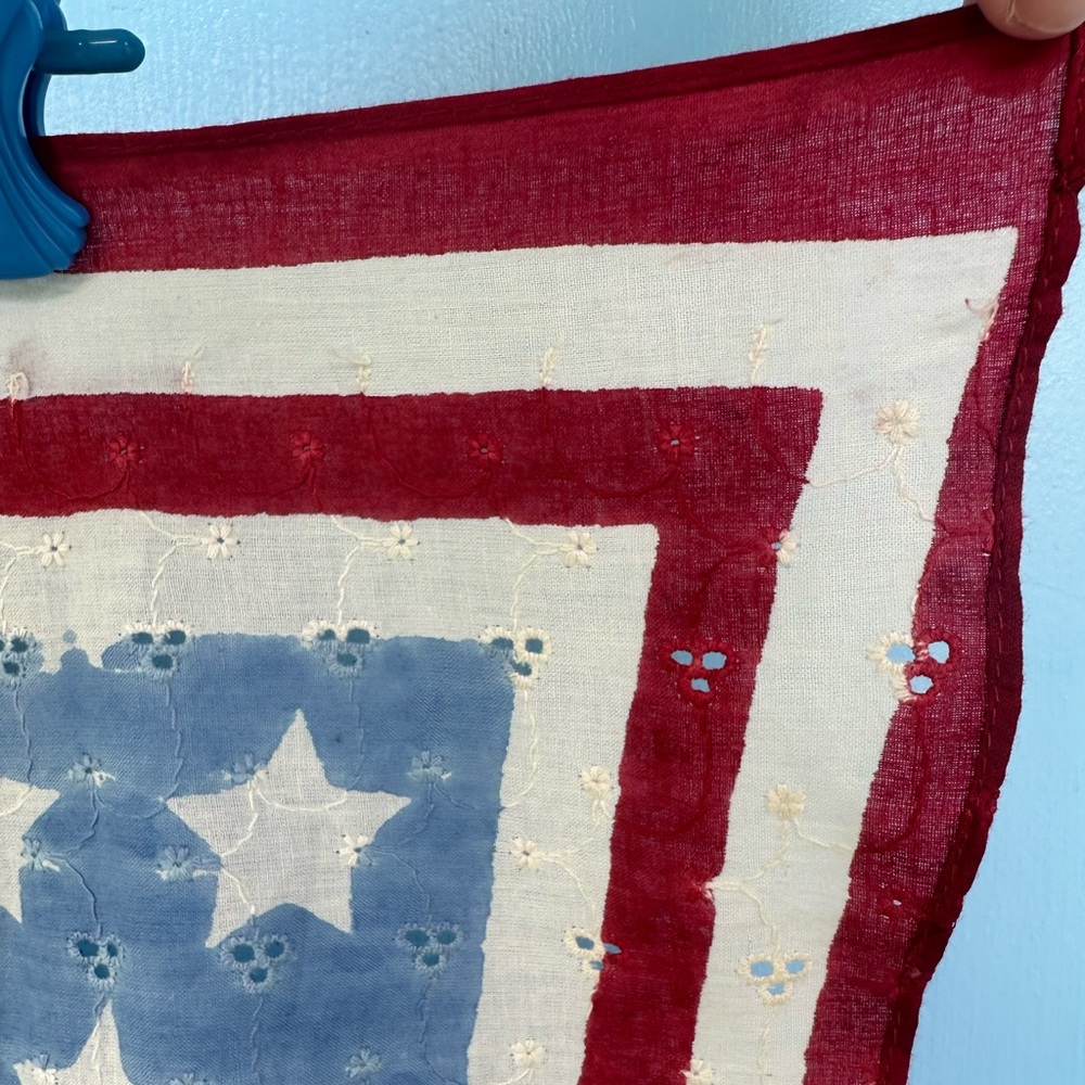 Two Vintage American Flag Scarves - Picture 3 of 14